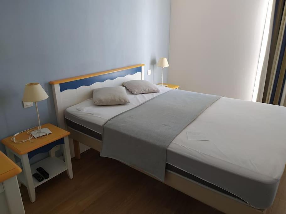 Charmante Maison De Vacances Avec Acces Piscine Talmont-Saint-Hilaire ภายนอก รูปภาพ