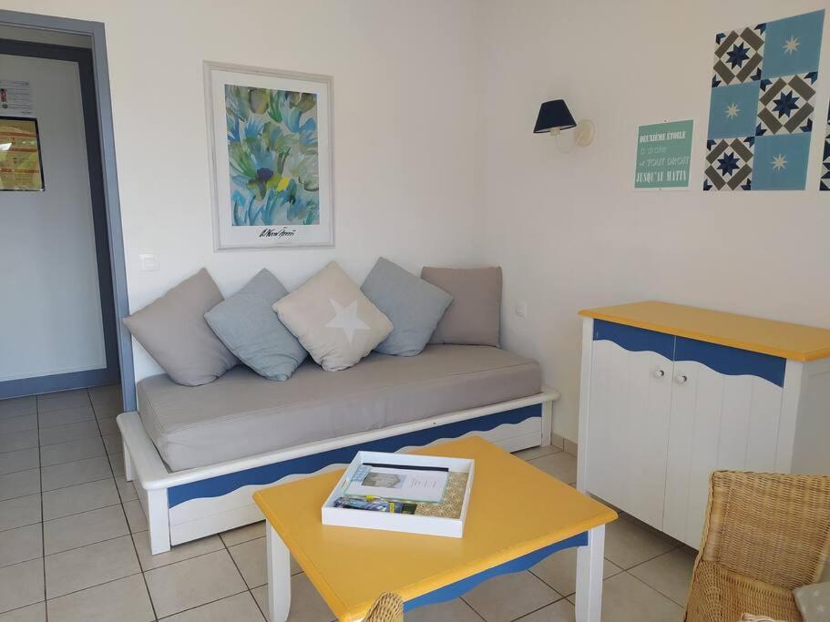 Charmante Maison De Vacances Avec Acces Piscine Talmont-Saint-Hilaire ภายนอก รูปภาพ